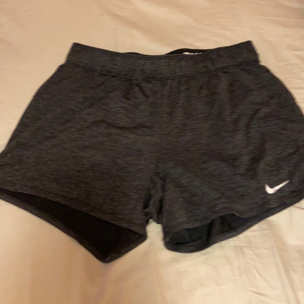 NIKE SHORTS. AMAZING CONDITION